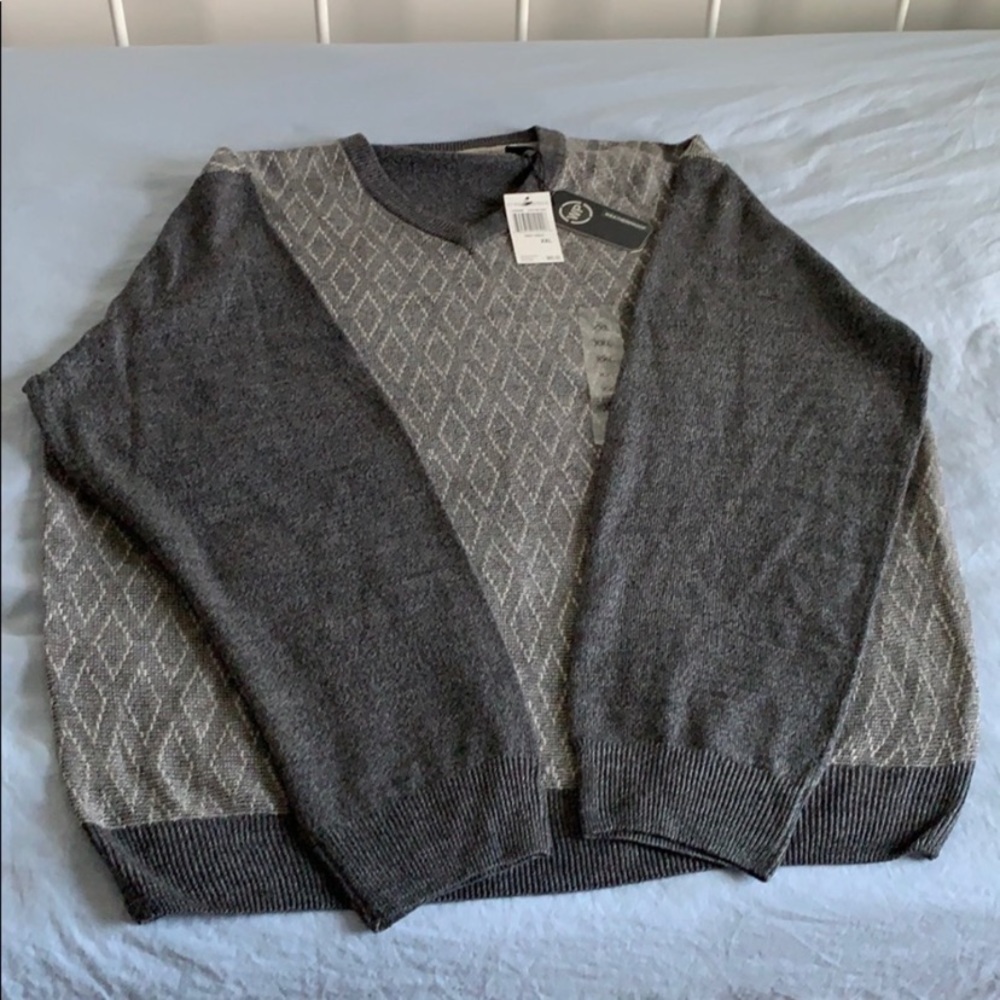 Weatherproof V-Neck Sweater